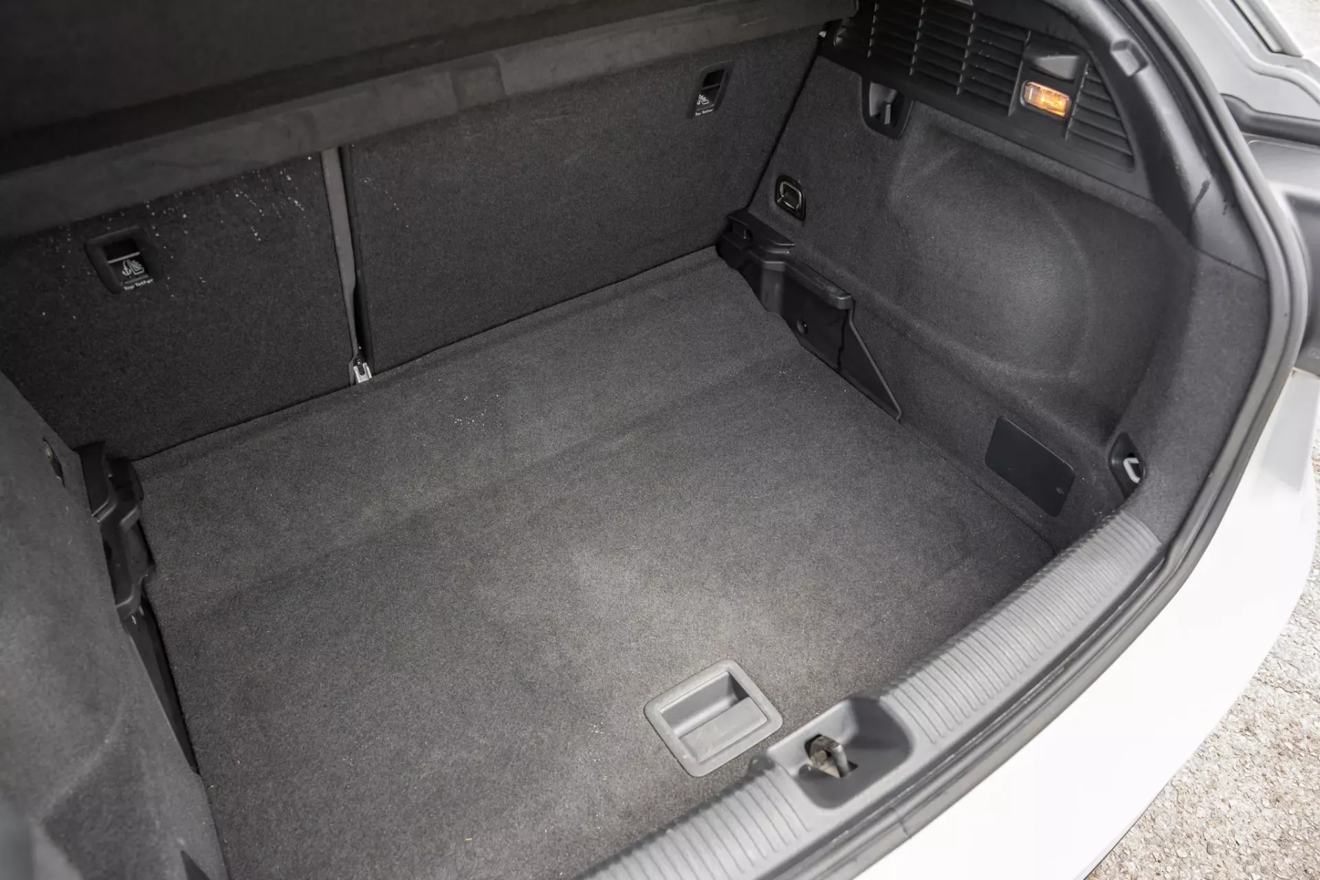 Audi Q2 30 TFSI Design S tronic 21