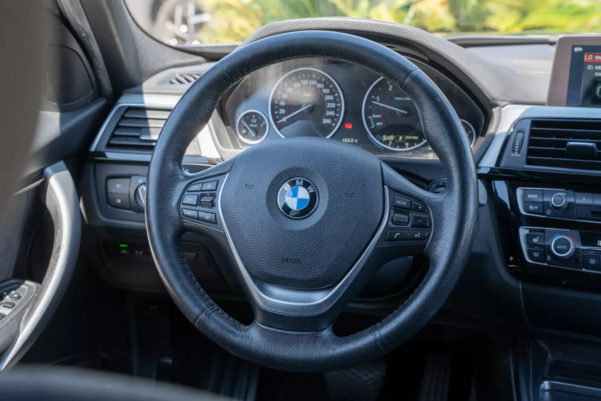 BMW 320 d Touring Line Luxury Auto 9