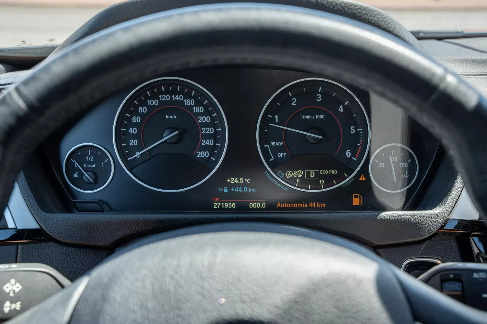 BMW 320 d Touring Line Luxury Auto 10