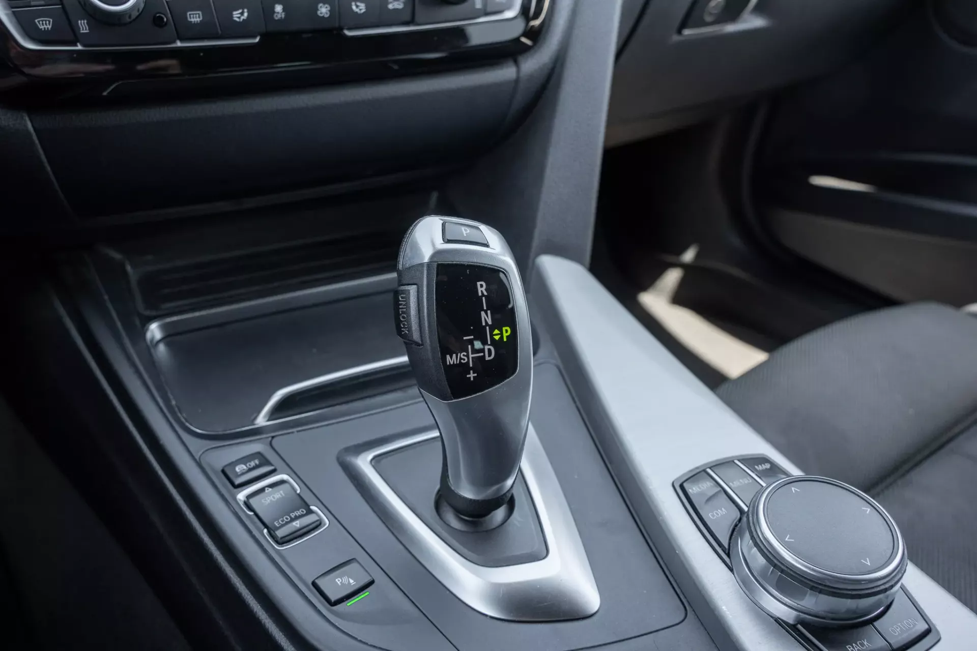 BMW 320 d Touring Line Luxury Auto 17