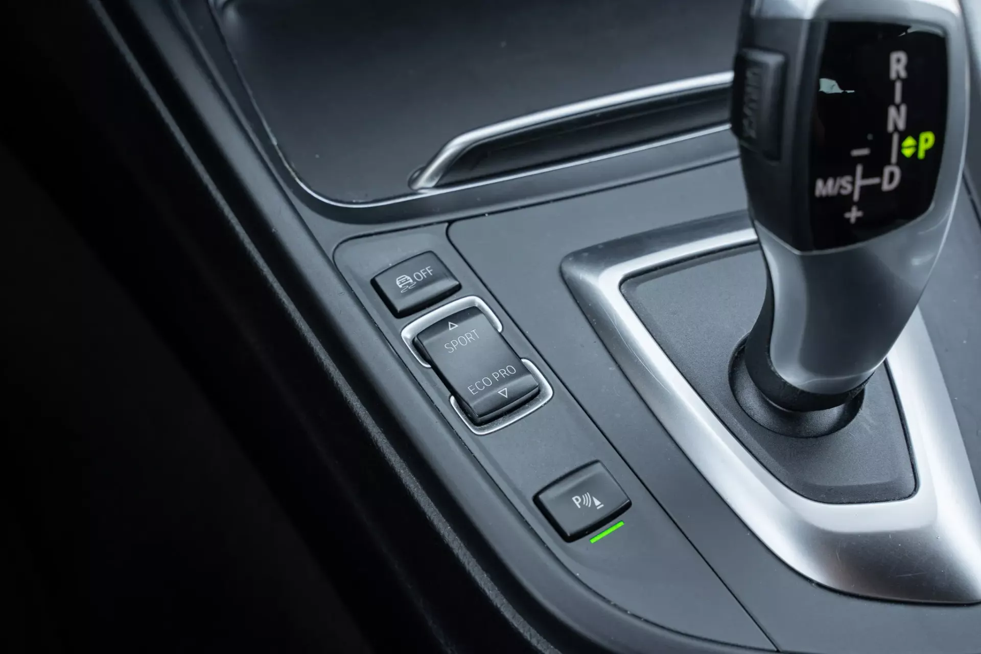 BMW 320 d Touring Line Luxury Auto 18