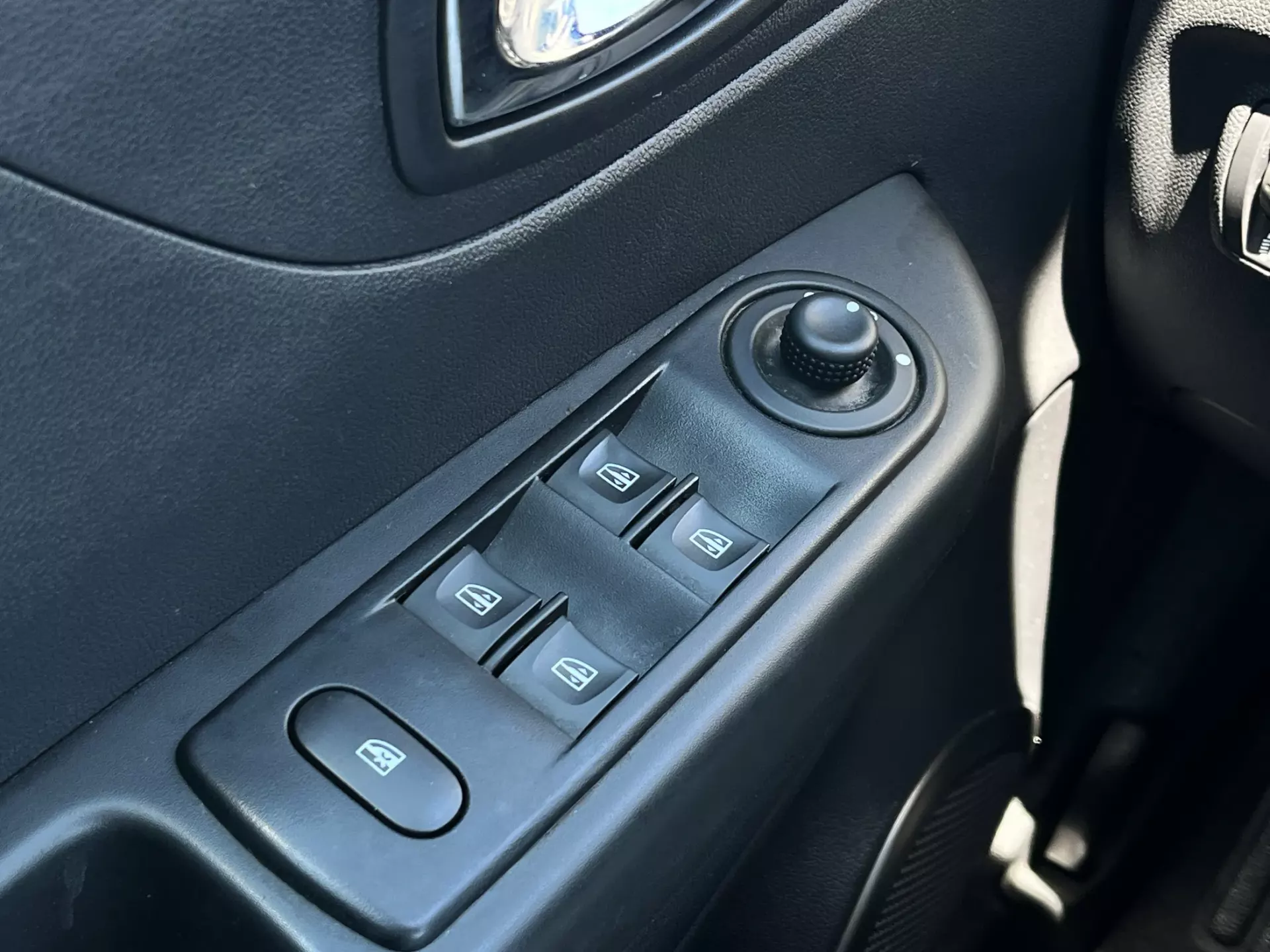 Renault Captur 1.5 dCi 19