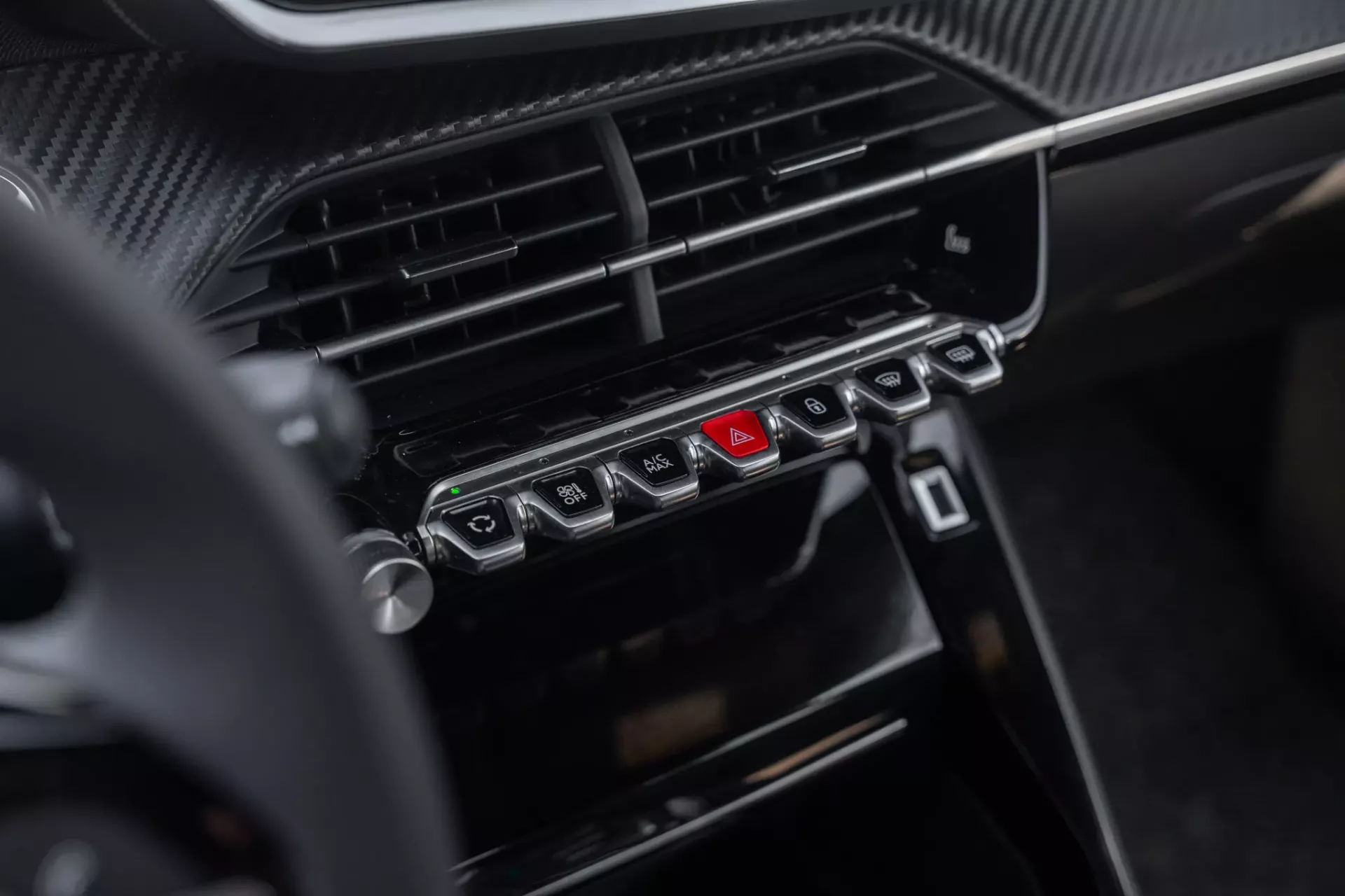 Peugeot e-2008 50 kWh Allure Pack 16