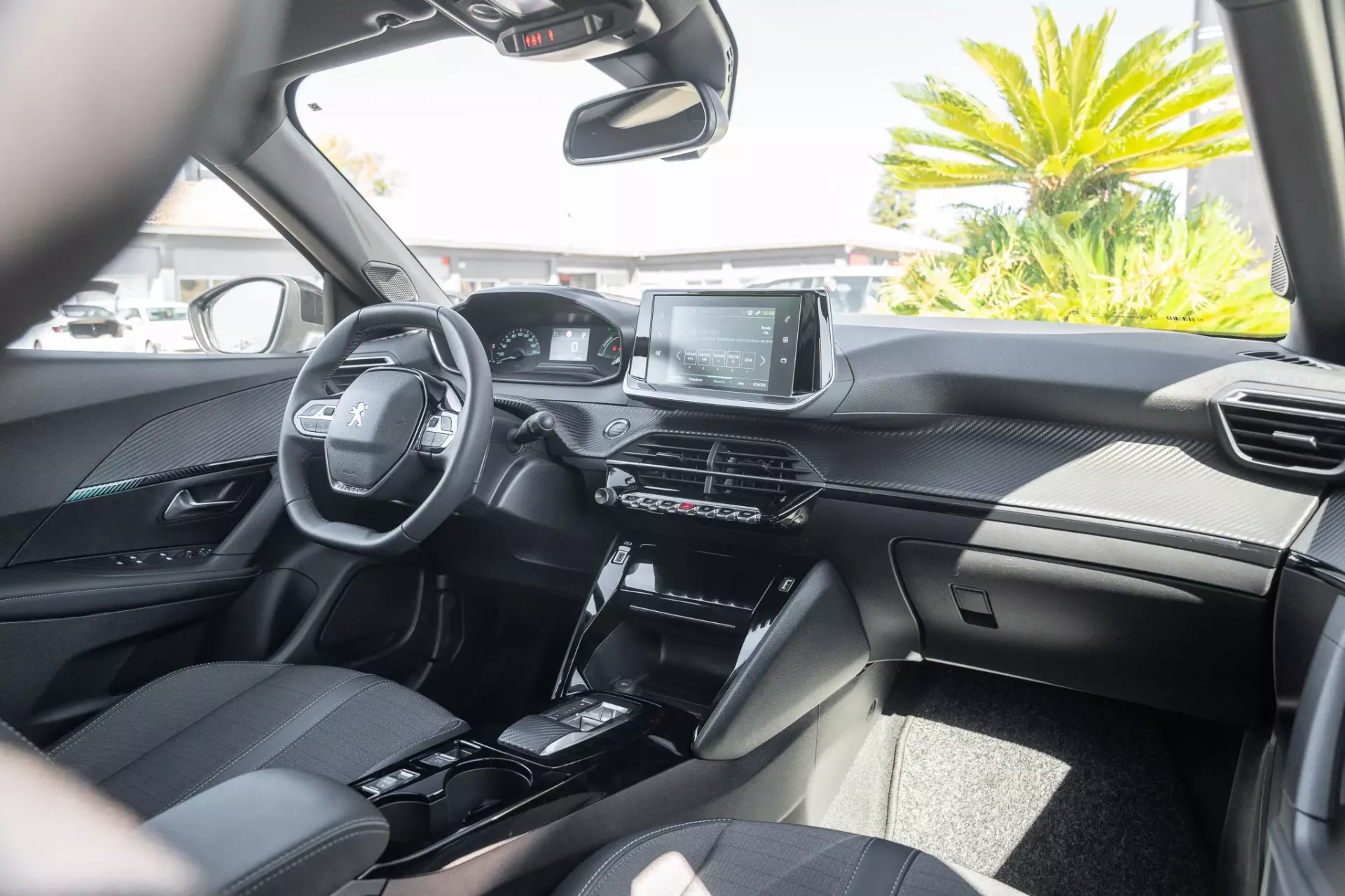 Peugeot e-2008 50 kWh Allure Pack 20