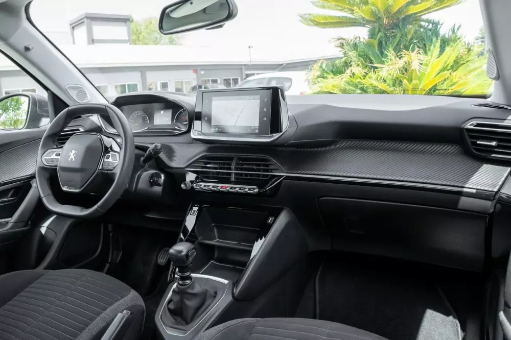 Peugeot 2008 1.5 BlueHDi Active Pack 15