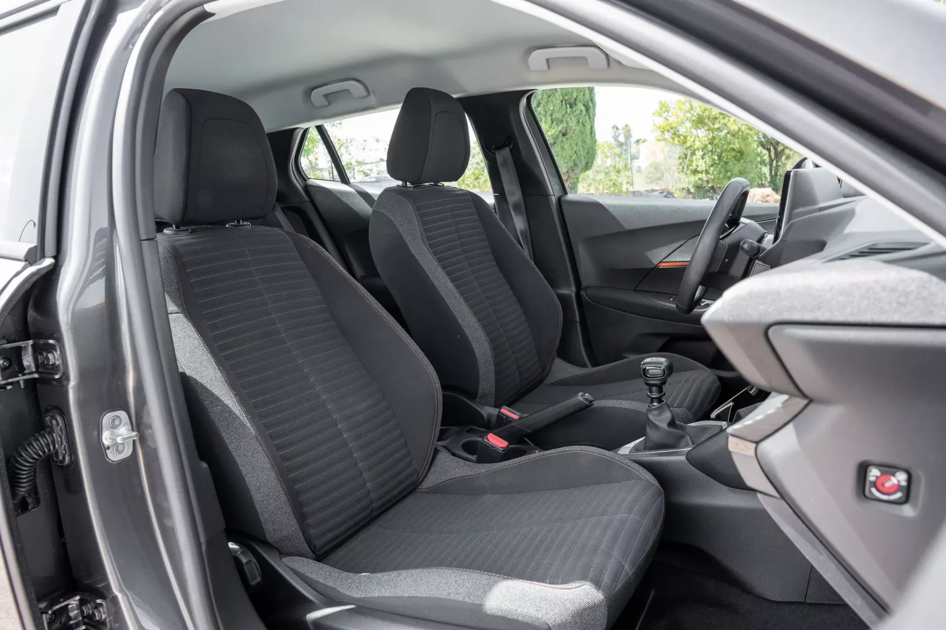 Peugeot 2008 1.5 BlueHDi Active Pack 18