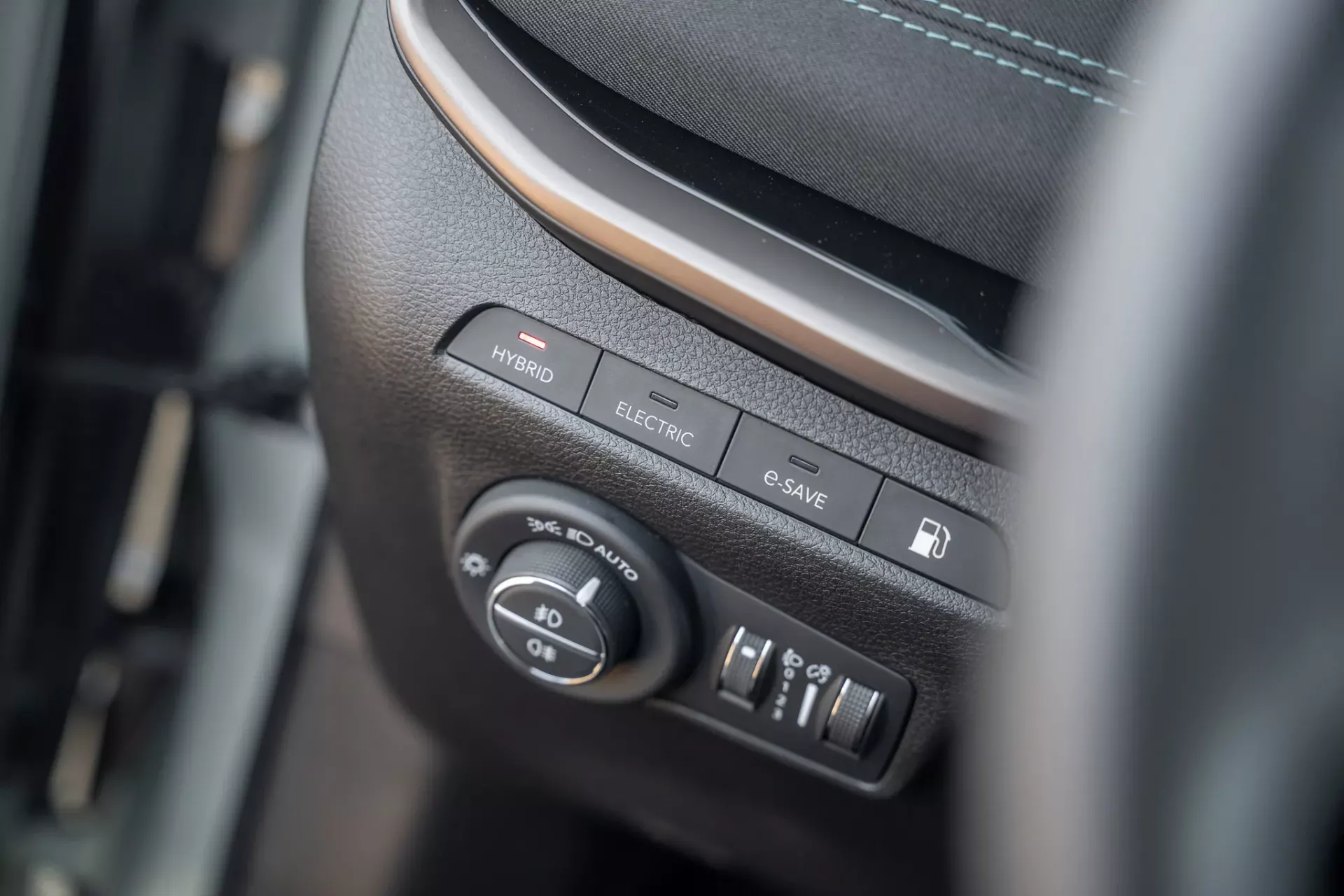 Jeep Compass 1.3 TG 4Xe Upland 11