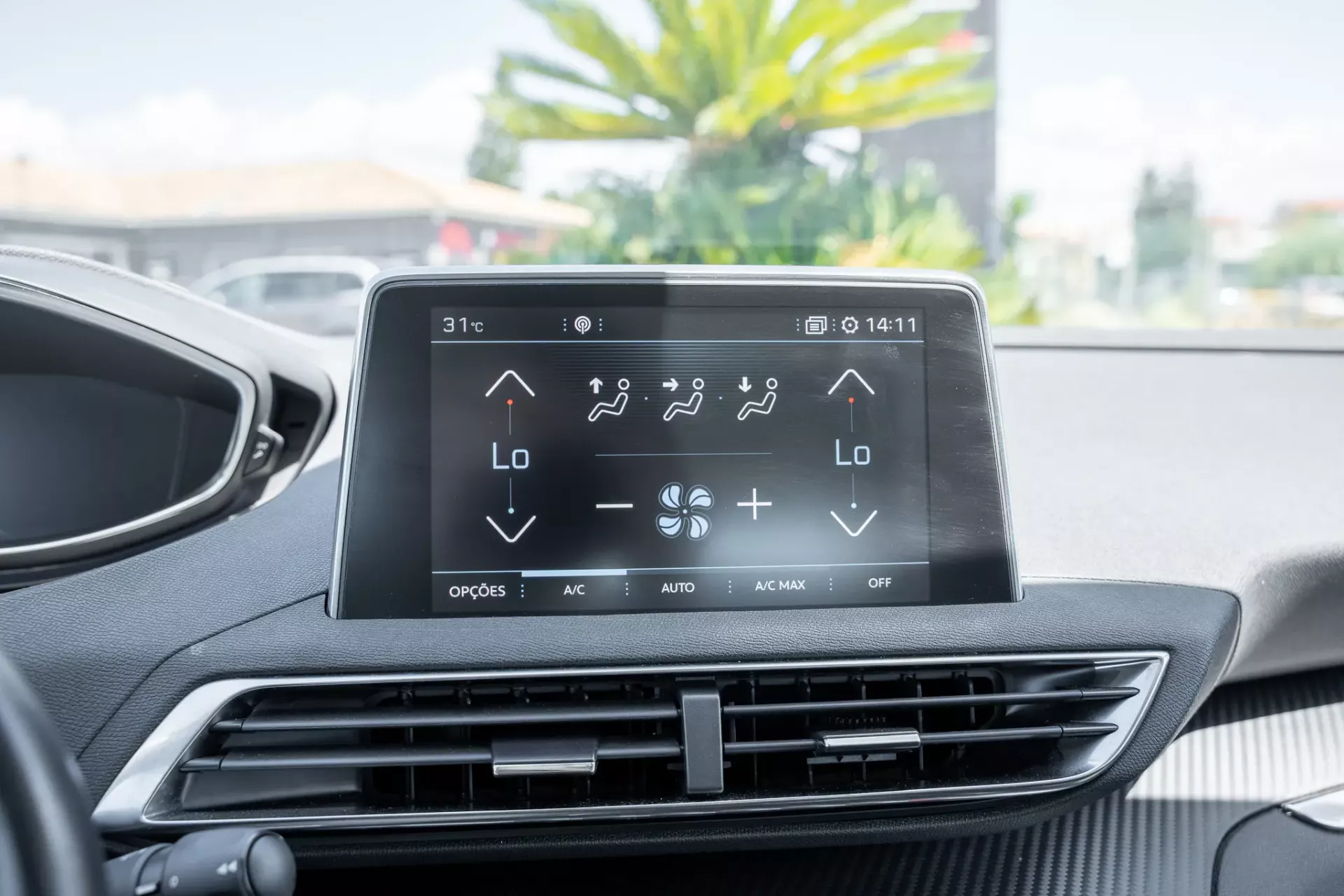 Peugeot 3008 1.5 BlueHDi Allure 11