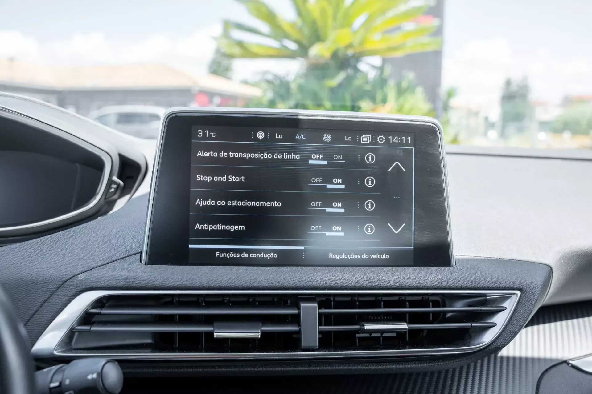 Peugeot 3008 1.5 BlueHDi Allure 13