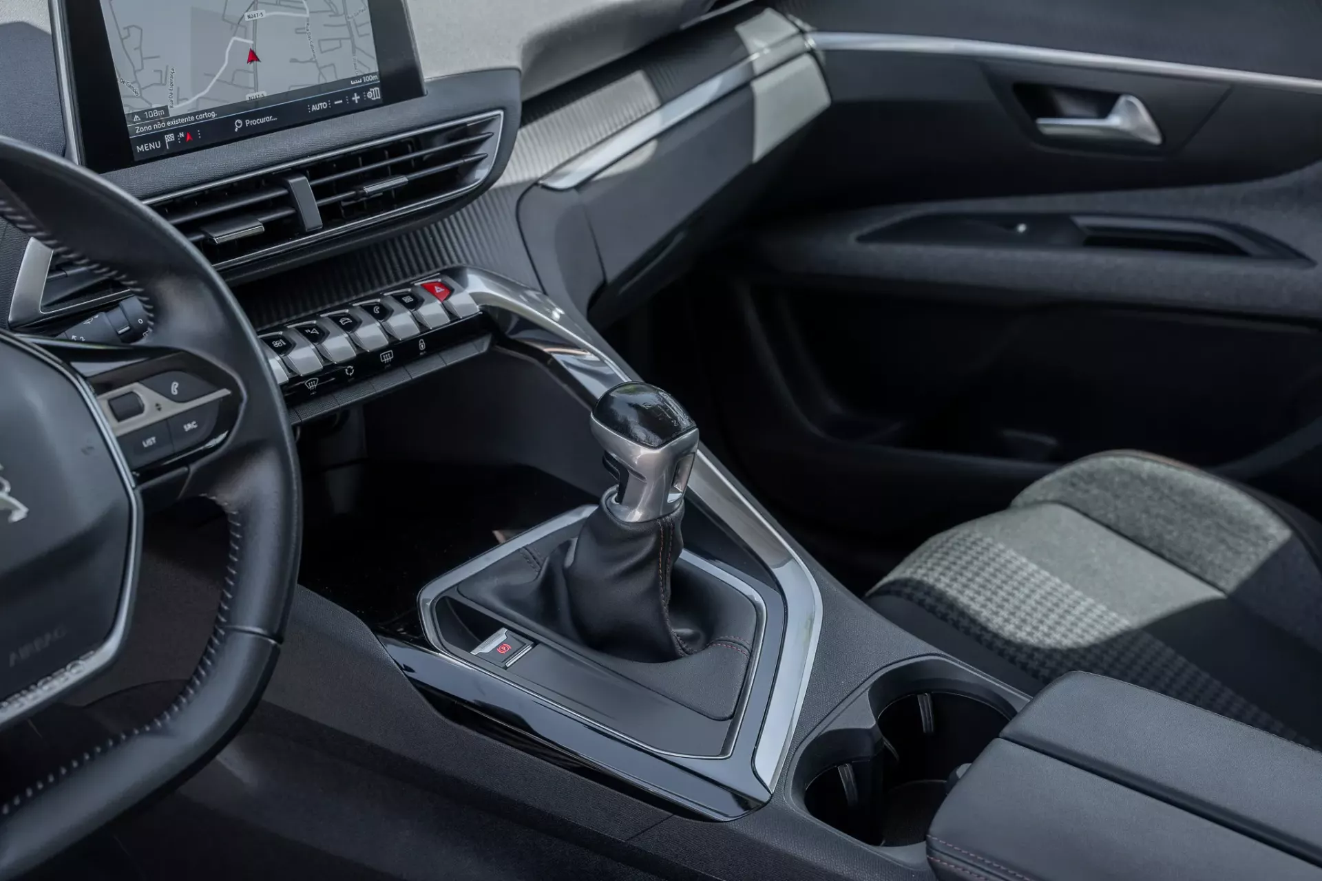 Peugeot 3008 1.5 BlueHDi Allure 16