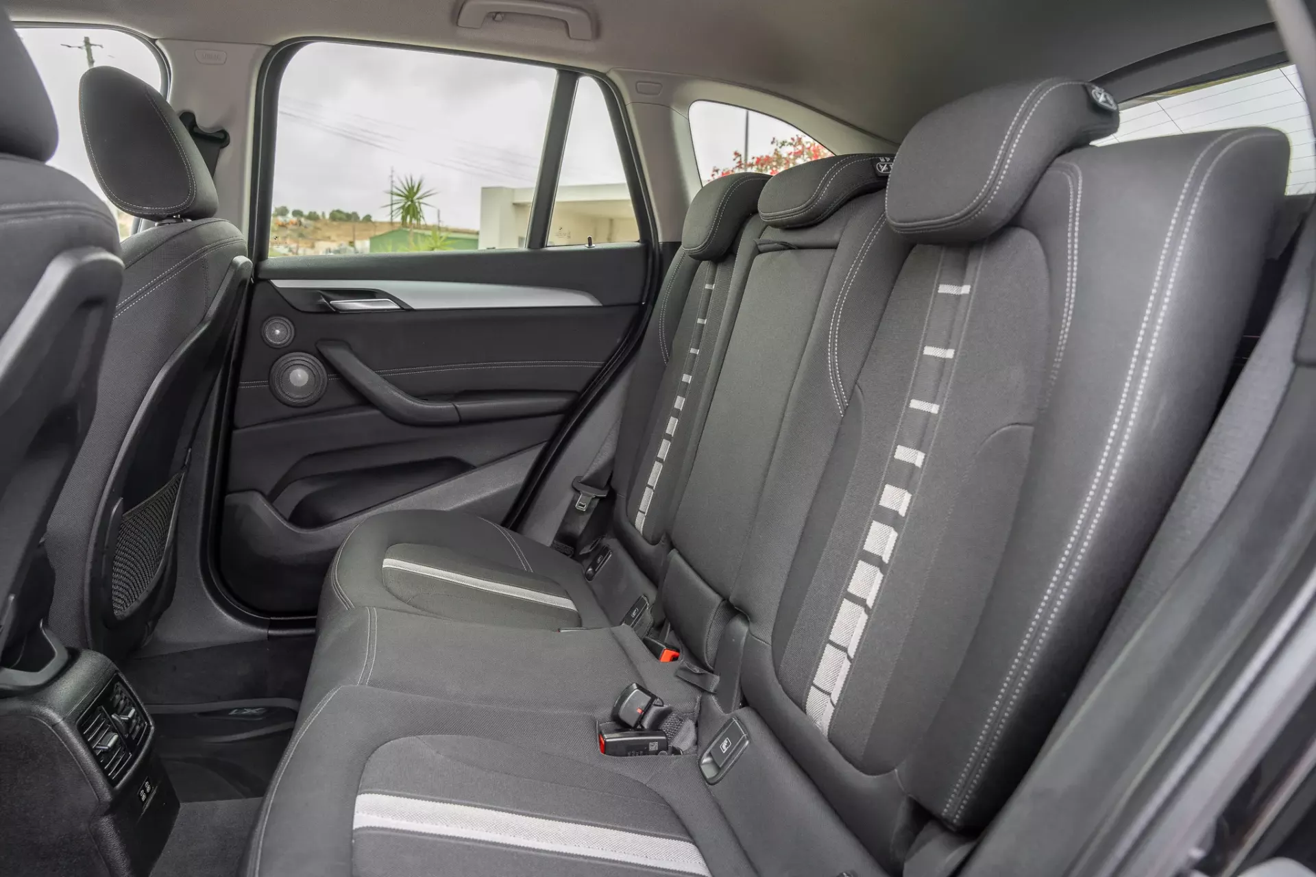 BMW X1 18 d sDrive Auto 21