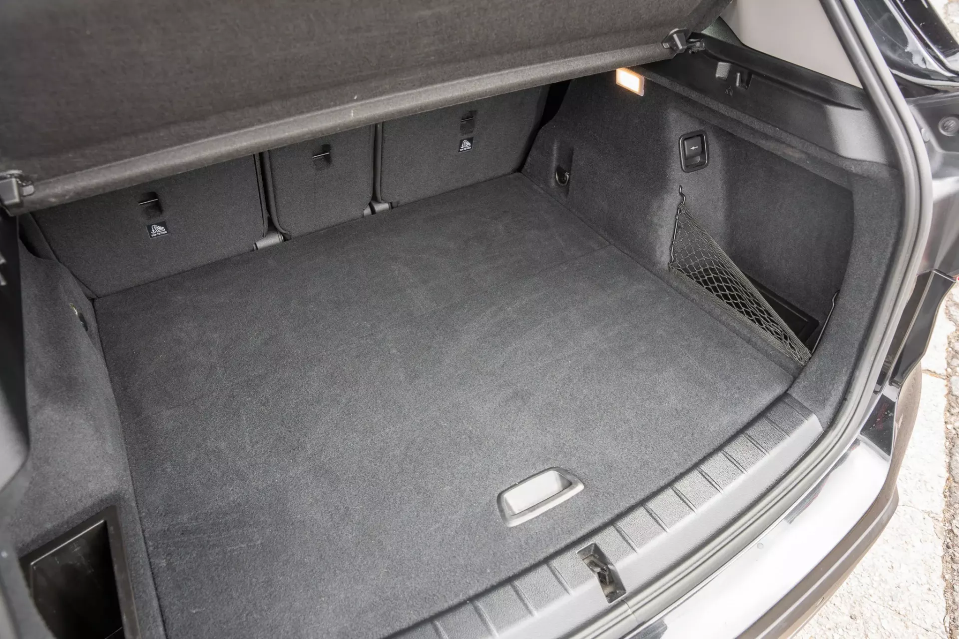 BMW X1 18 d sDrive Auto 23