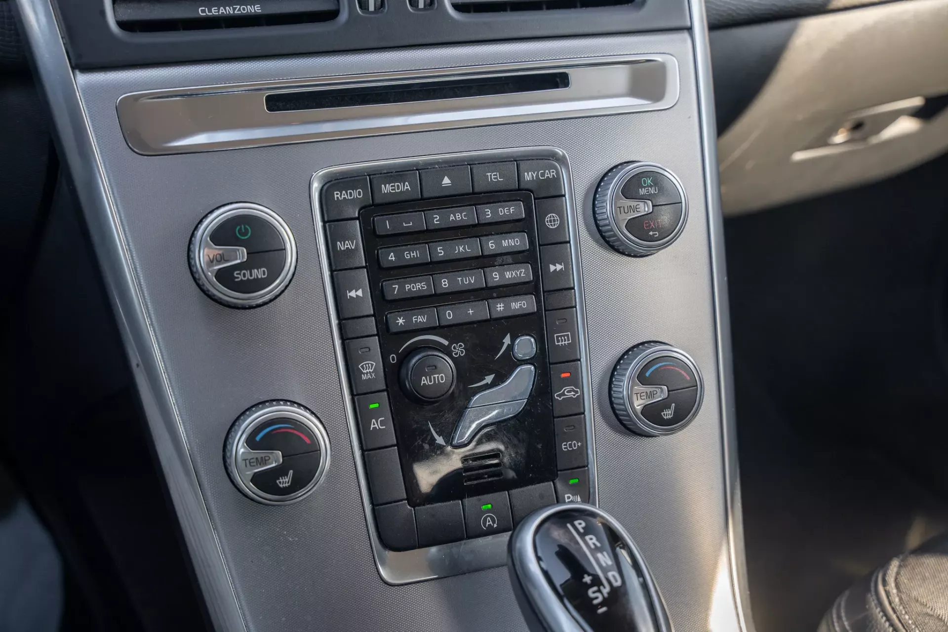 Volvo XC 60 2.0 D3 Summum Geartronic 12