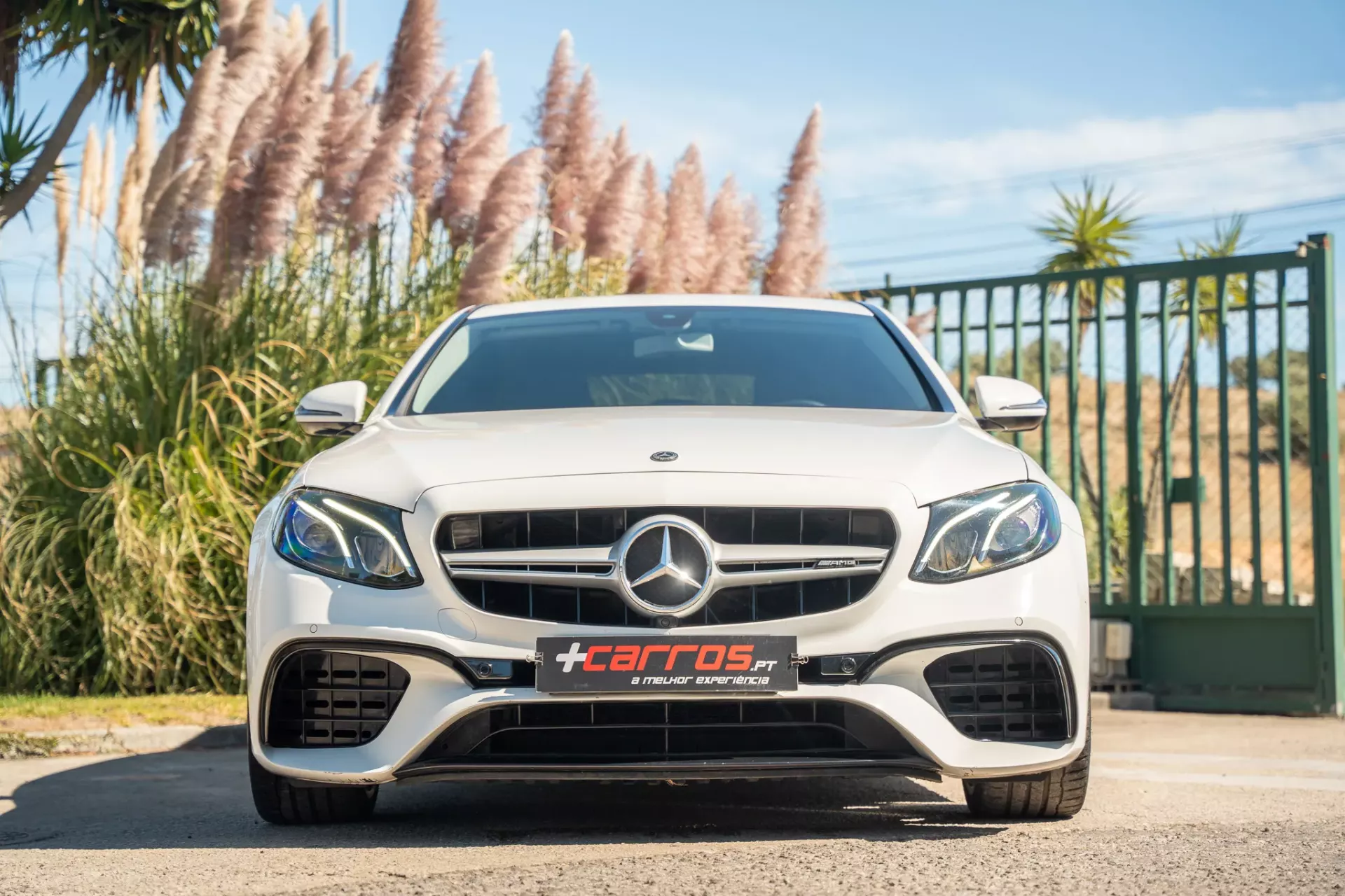 Mercedes-Benz E 220 d AMG 4