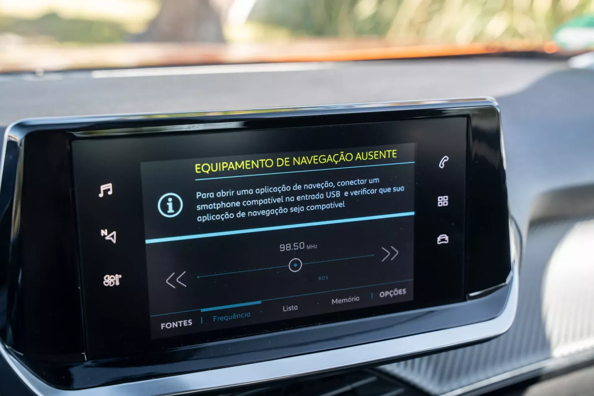 Peugeot e-2008 50 kWh Active Pack 10