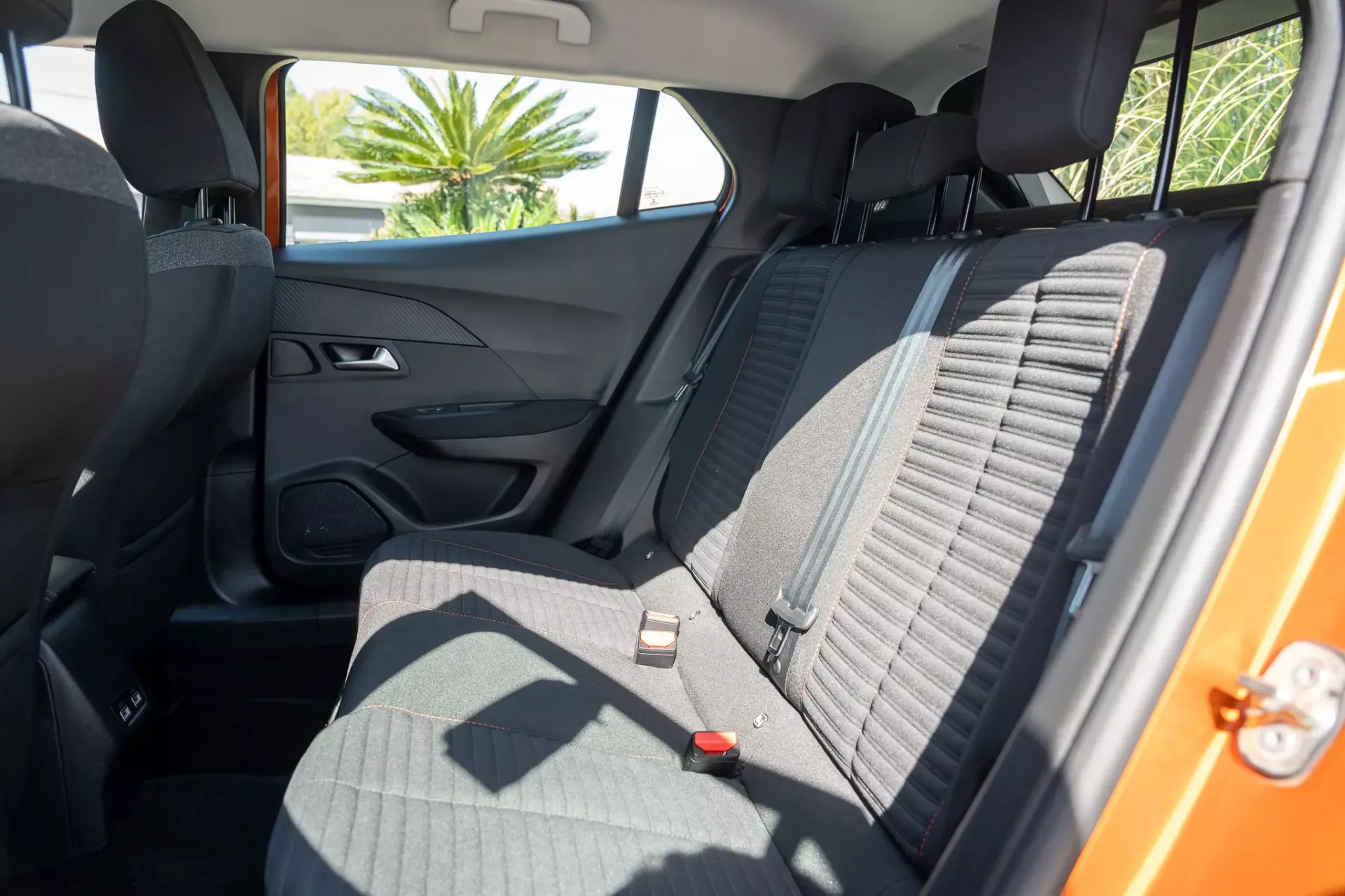 Peugeot e-2008 50 kWh Active Pack 20