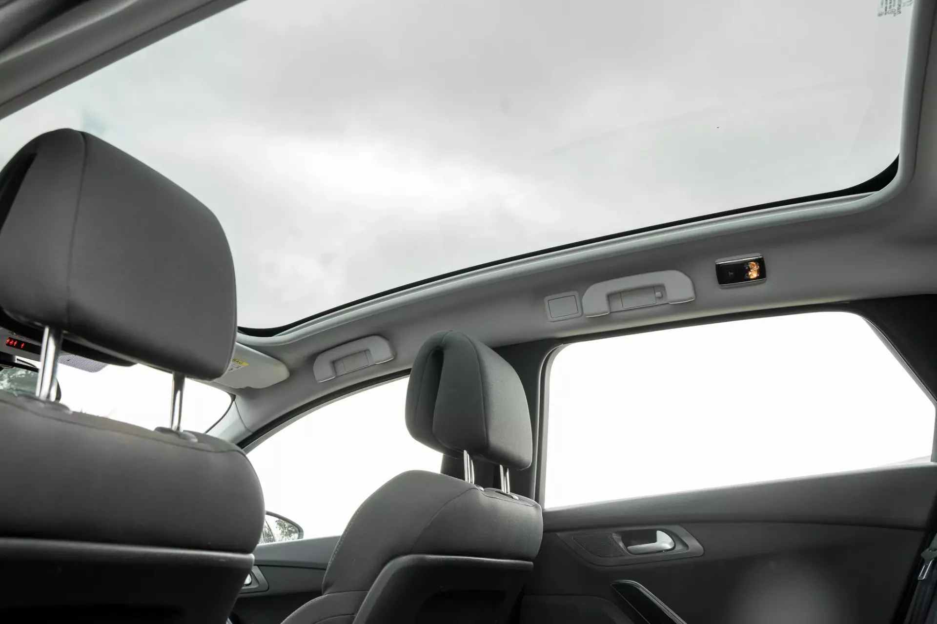 Peugeot 508 SW 1.6 BlueHDi Ac.P.B.J17 EAT6 18