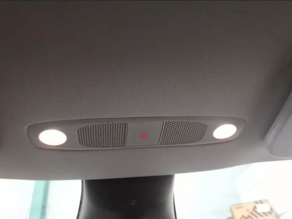 Tesla Model Y Tração Traseira 9