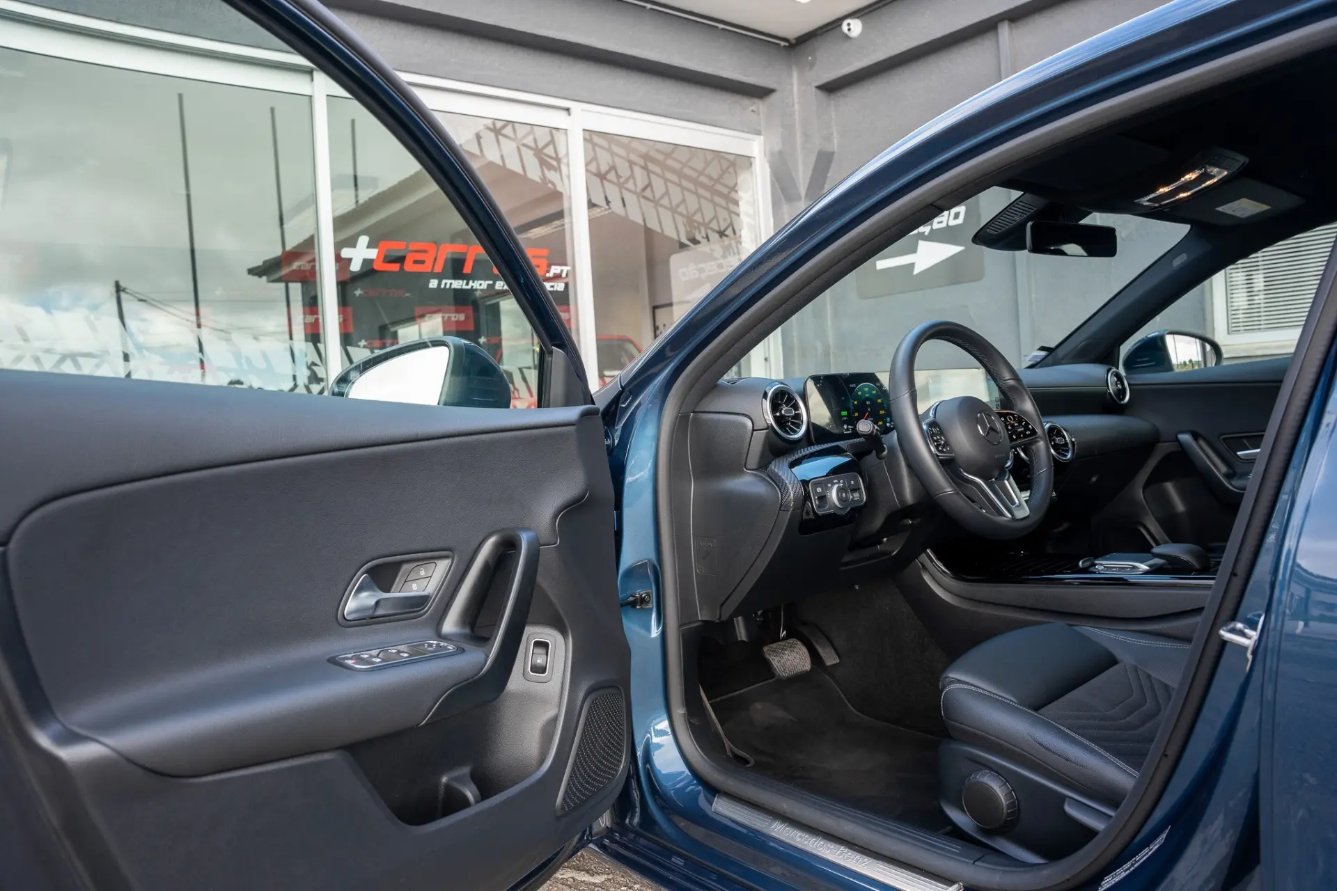 Mercedes-Benz A 250 e Style Plus 21