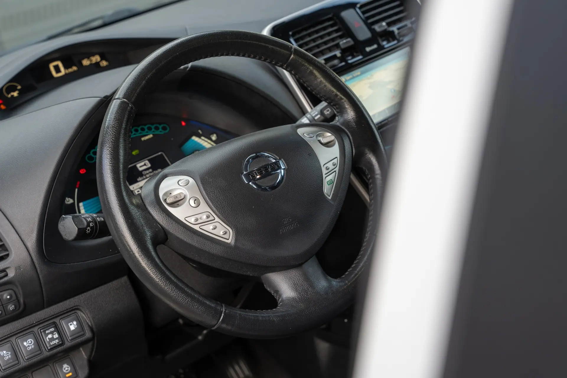 Nissan Leaf Tekna 30 kWh 27