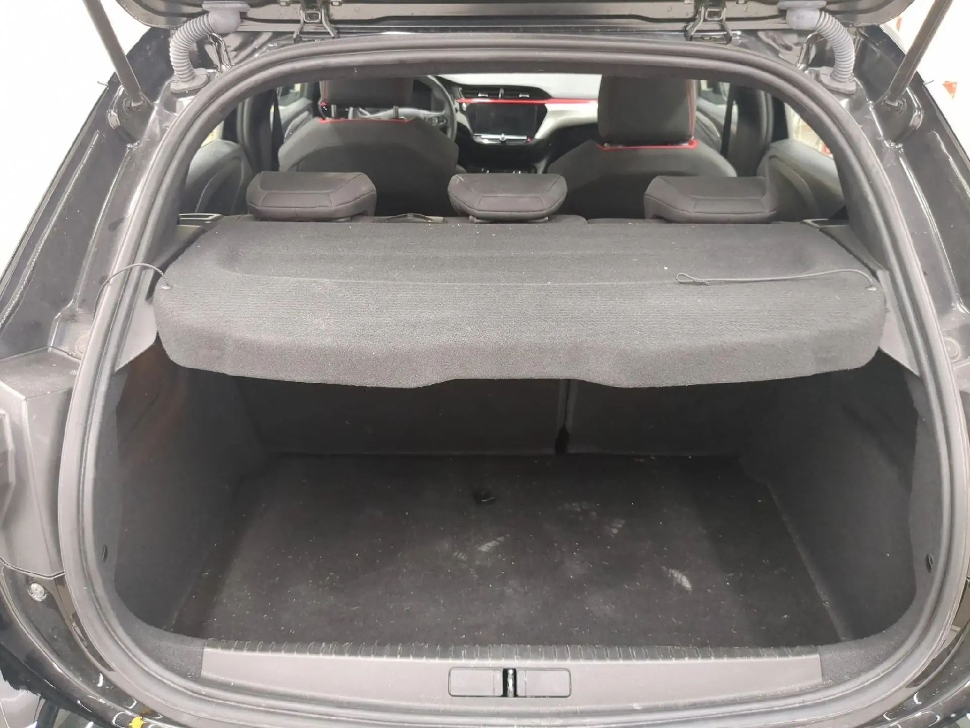 Opel Corsa 1.2 T GS Line 13