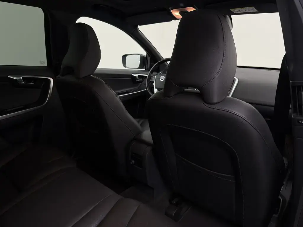 Volvo XC 60 2.0 D4 Volvo Ocean Race Geartronic 22