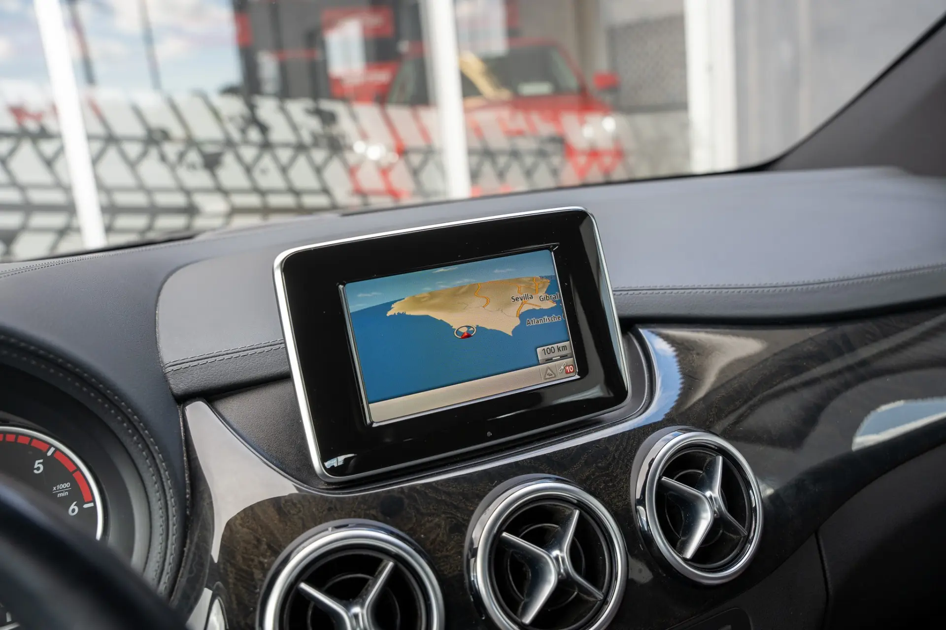 Mercedes-Benz B 180 CDI BlueEFFICIENCY Aut. 10