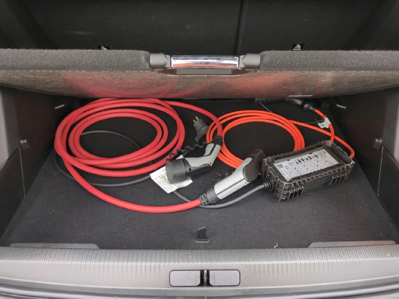Peugeot e-2008 50 kWh Allure Pack 14