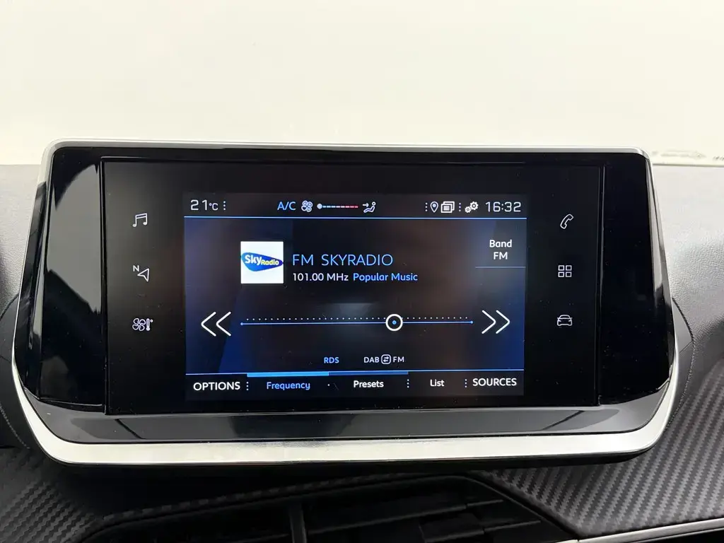 Peugeot 208 1.2 PureTech Active 15