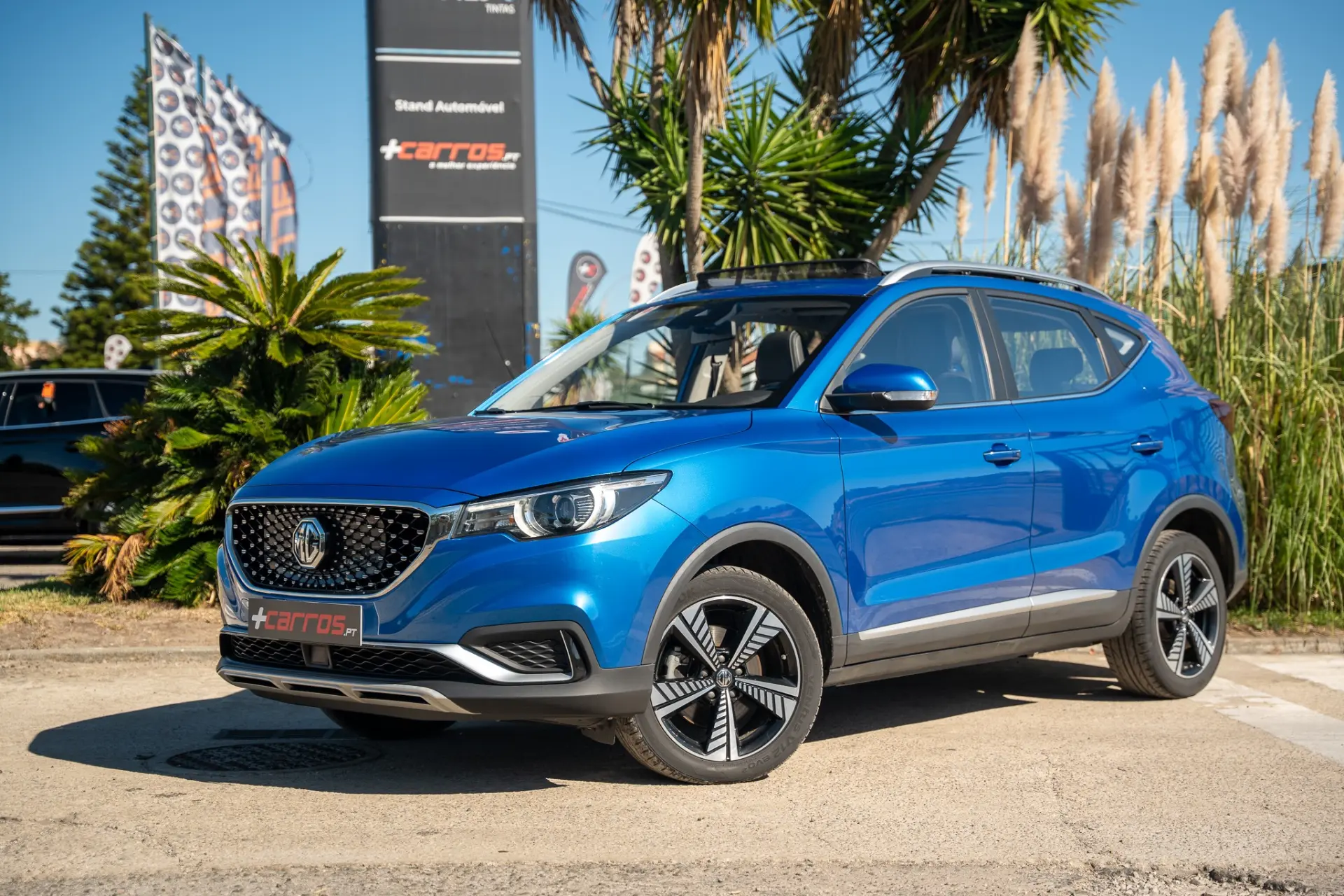 MG ZS EV 44.5 kWh Luxury 2