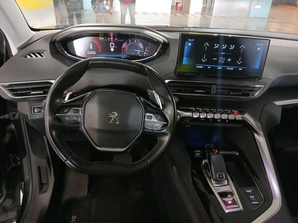 Peugeot 5008 1.5 BlueHDi Allure EAT8 7