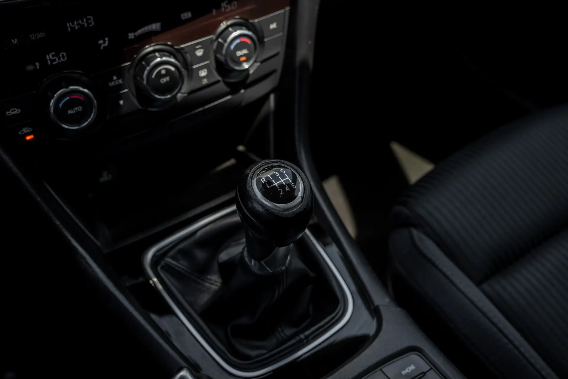 Mazda 6 2.2 SKY-D Excellence Navi 16