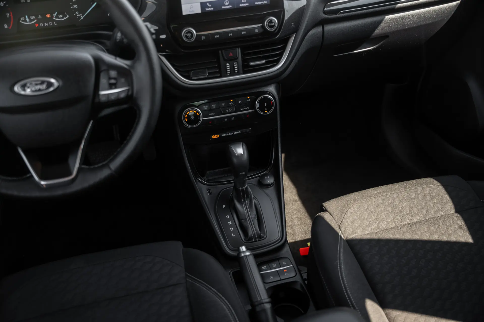 Ford Puma 1.0 EcoBoost MHEV Titanium 12