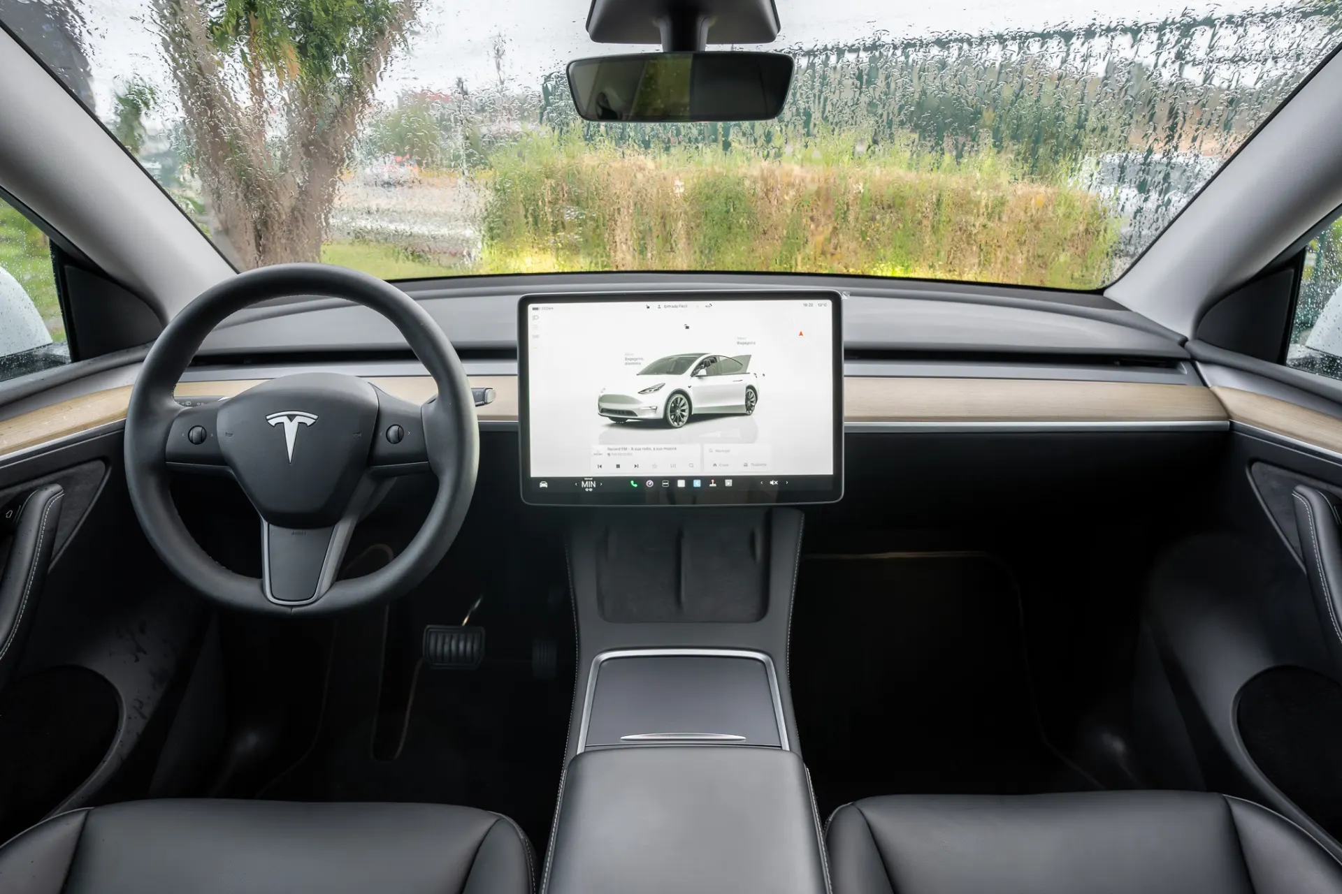 Tesla Model Y Tração Traseira 7
