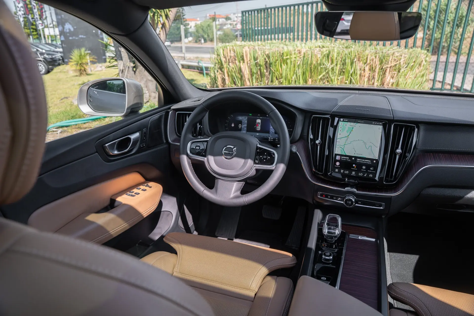 Volvo XC 60 T8 AWD Recharge Ultimate Bright 12