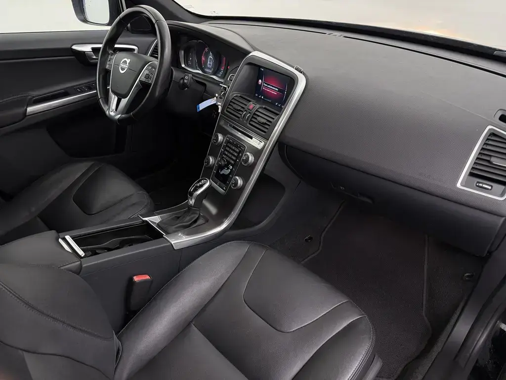 Volvo XC 60 2.0 D4 Volvo Ocean Race Geartronic 19