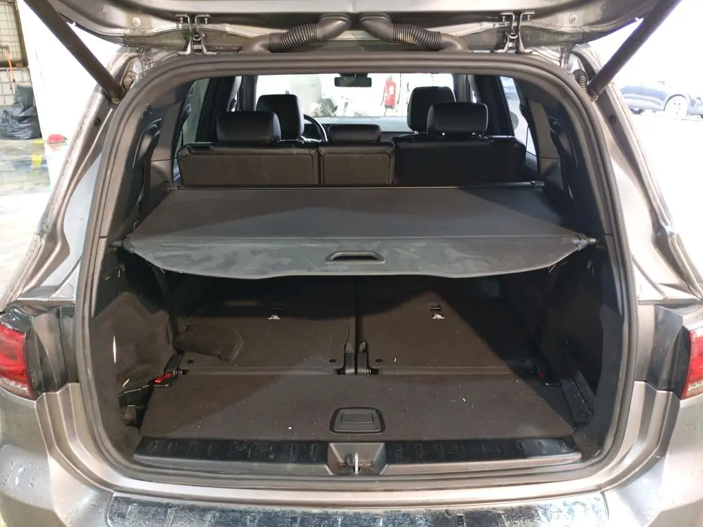 Mercedes-Benz GLB 180 d Progressive 11