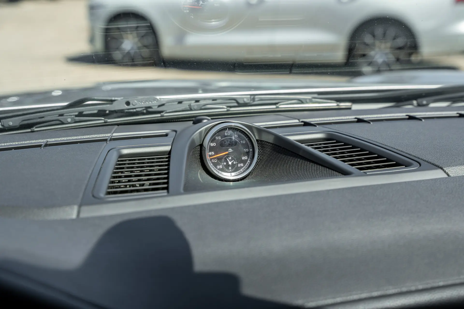 Porsche Panamera S Hybrid 12