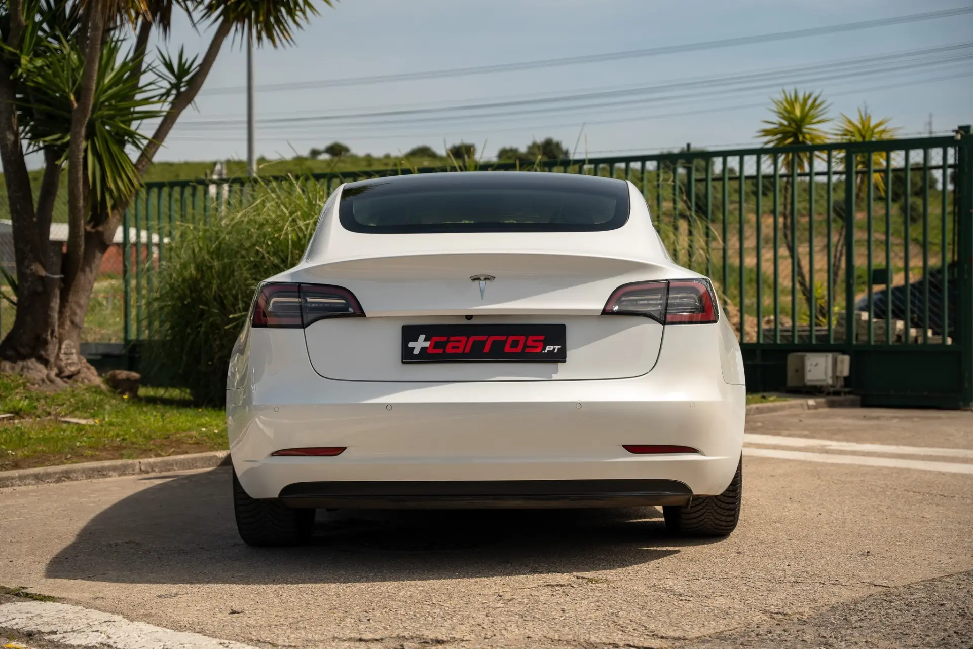 Tesla Model 3 Long Range Tração Traseira 3
