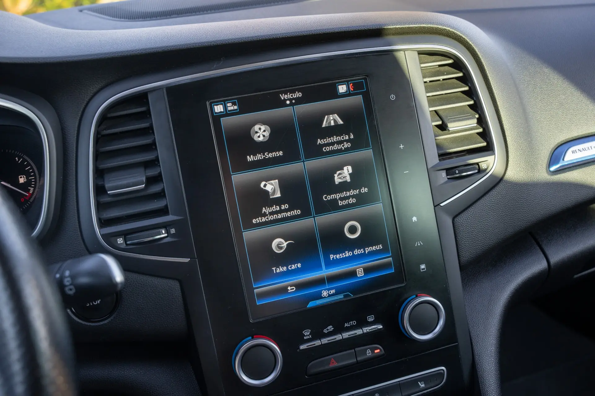 Renault Mégane Sport Tourer 1.6 dCi GT EDC 12