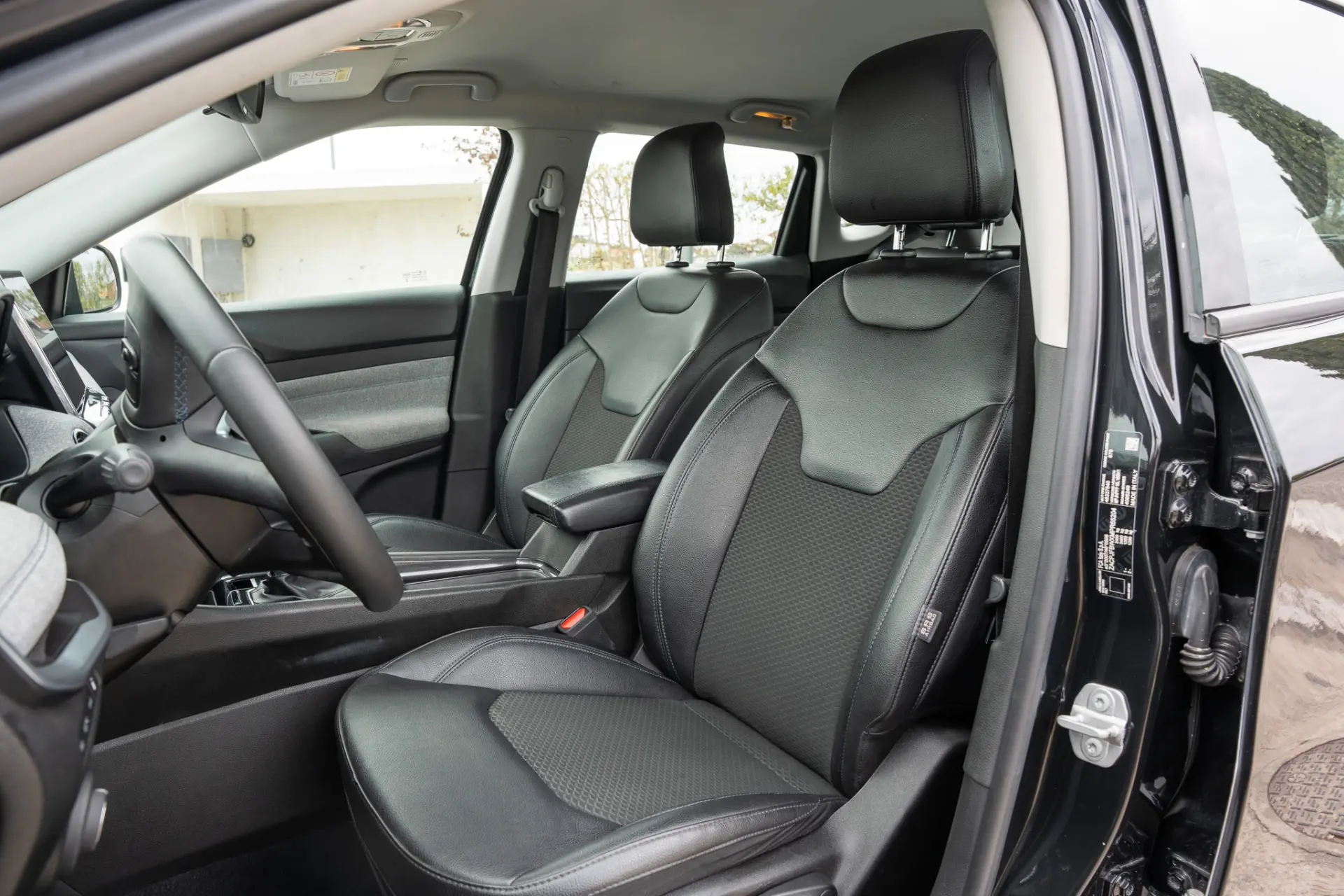 Jeep Compass 1.3 T4 4xe Auto Longitude 25