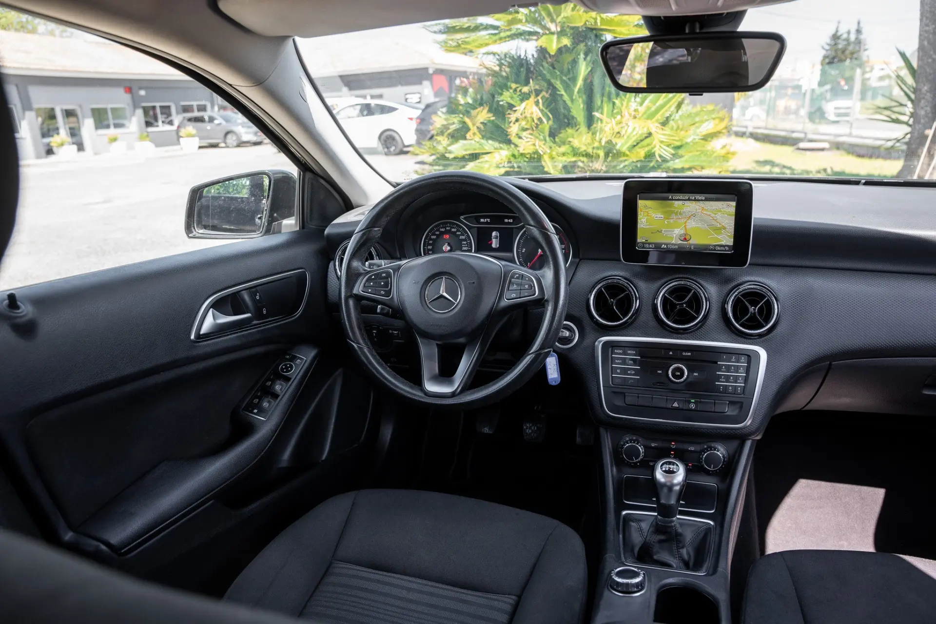 Mercedes-Benz A 180 d Fleet Pack Urban 9
