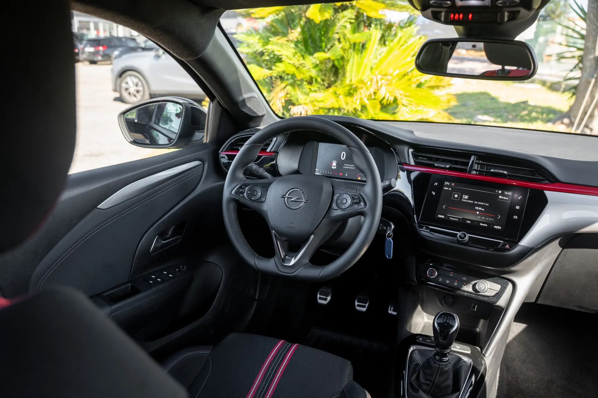 Opel Corsa 1.2 T GS Line 10