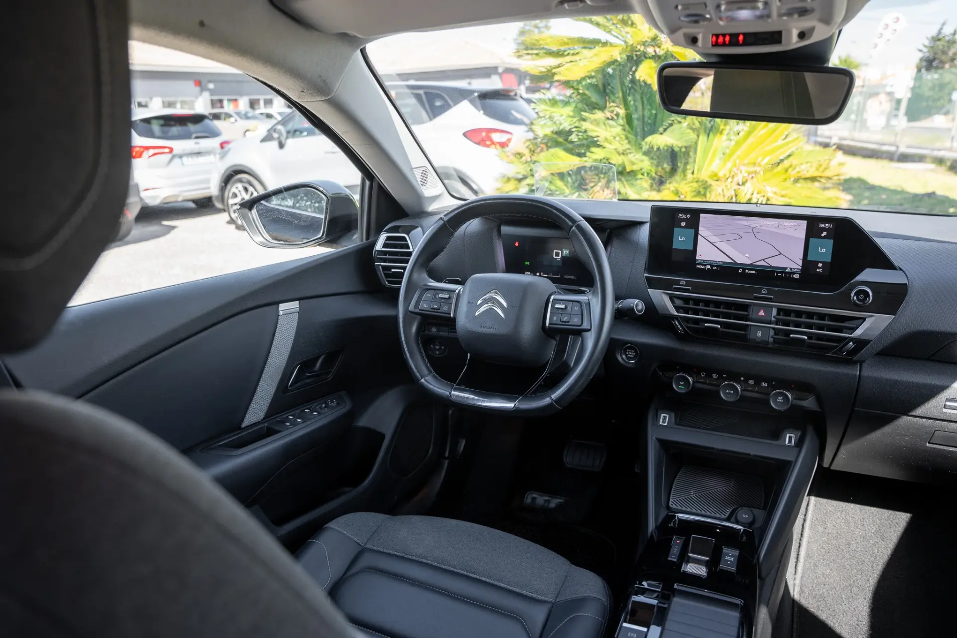 Citroen C4 PureTech 130 Stop & Start Shine 9