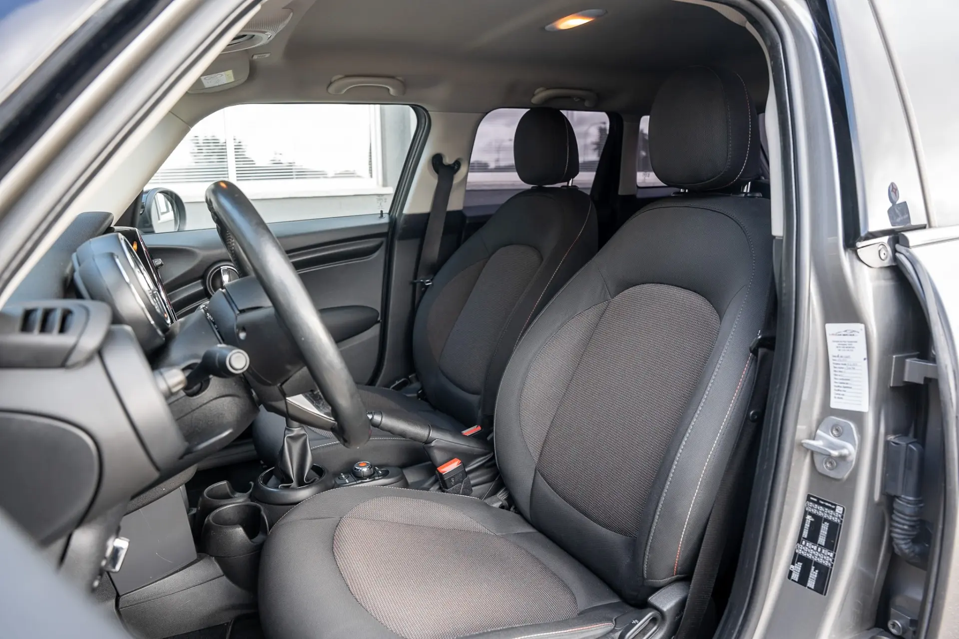 MINI 5 Portas One D 16