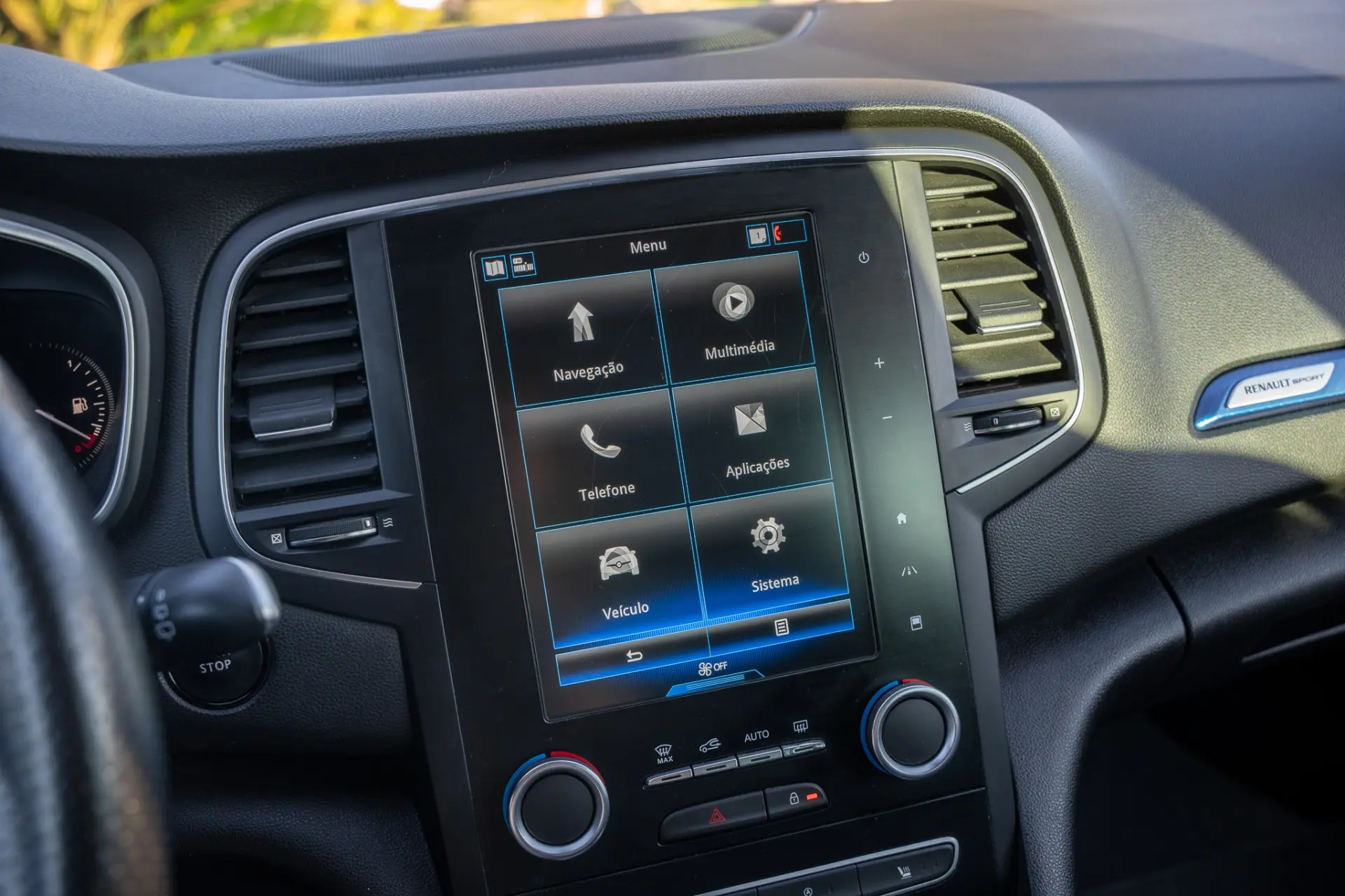 Renault Mégane Sport Tourer 1.6 dCi GT EDC 11