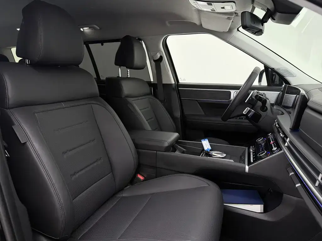 Hyundai Santa Fe 1.6 Plugin-Hybrid 4WD 7L Signature 23