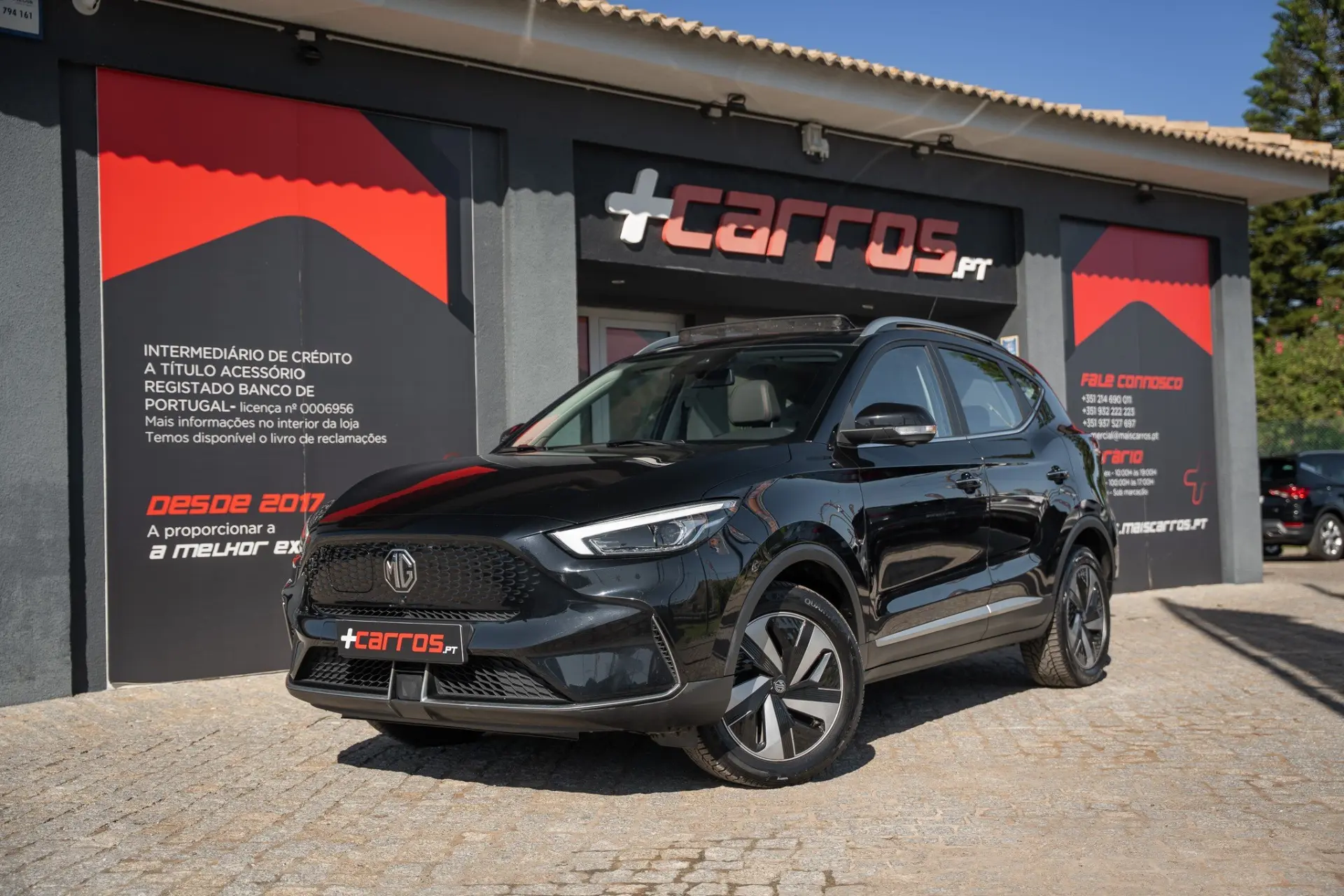 MG ZS Standard Luxury 1