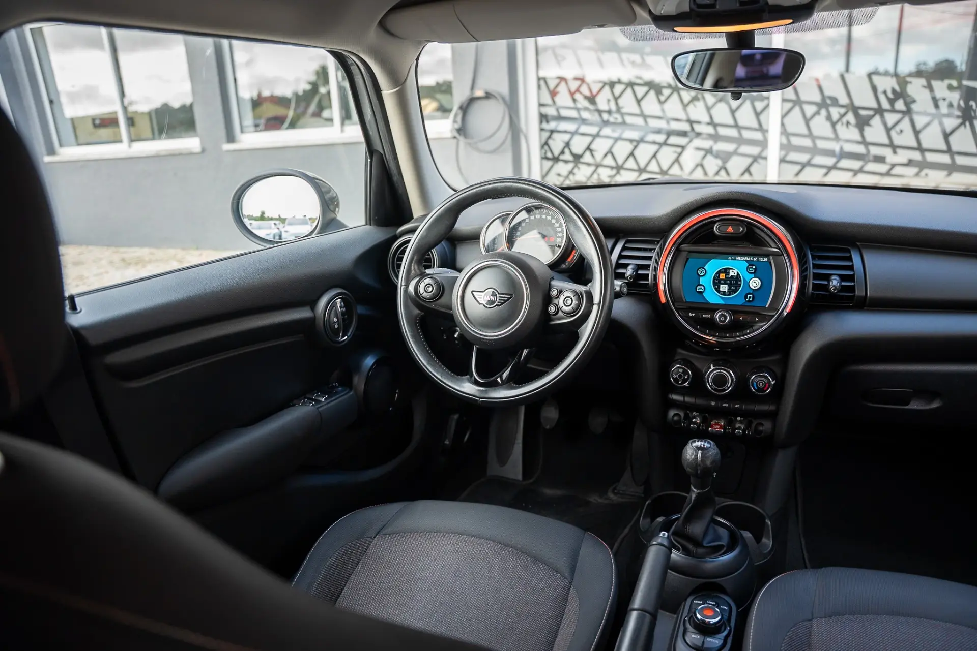 MINI 5 Portas One D 8