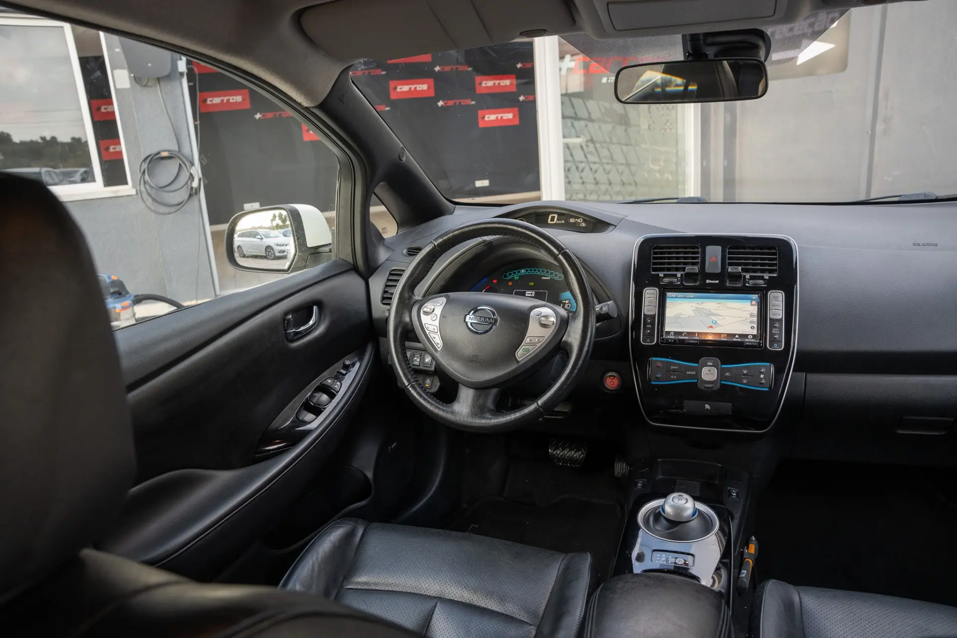 Nissan Leaf Tekna 30 kWh 10